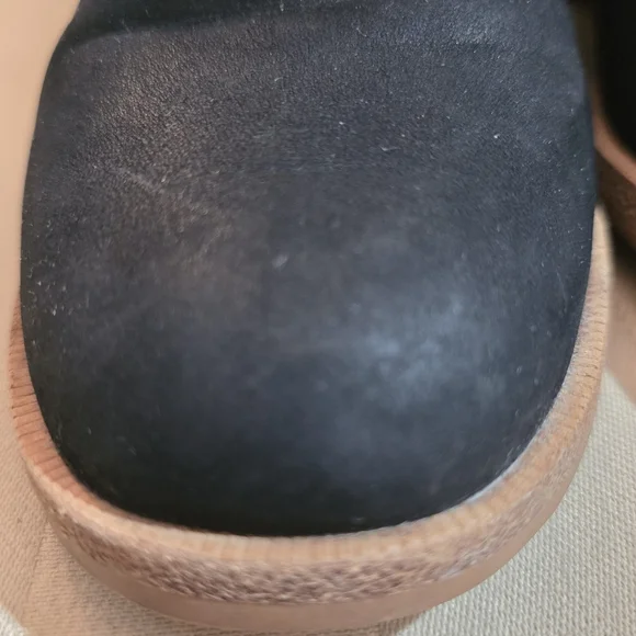 UGGS ELORA BLACK ANKLE BOOTS BOOTIE SIZE 7 - Picture 6 of 7